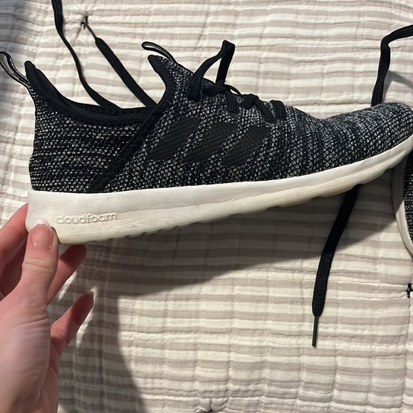 Adidas cloud foam sneakers - Picture 2 of 4